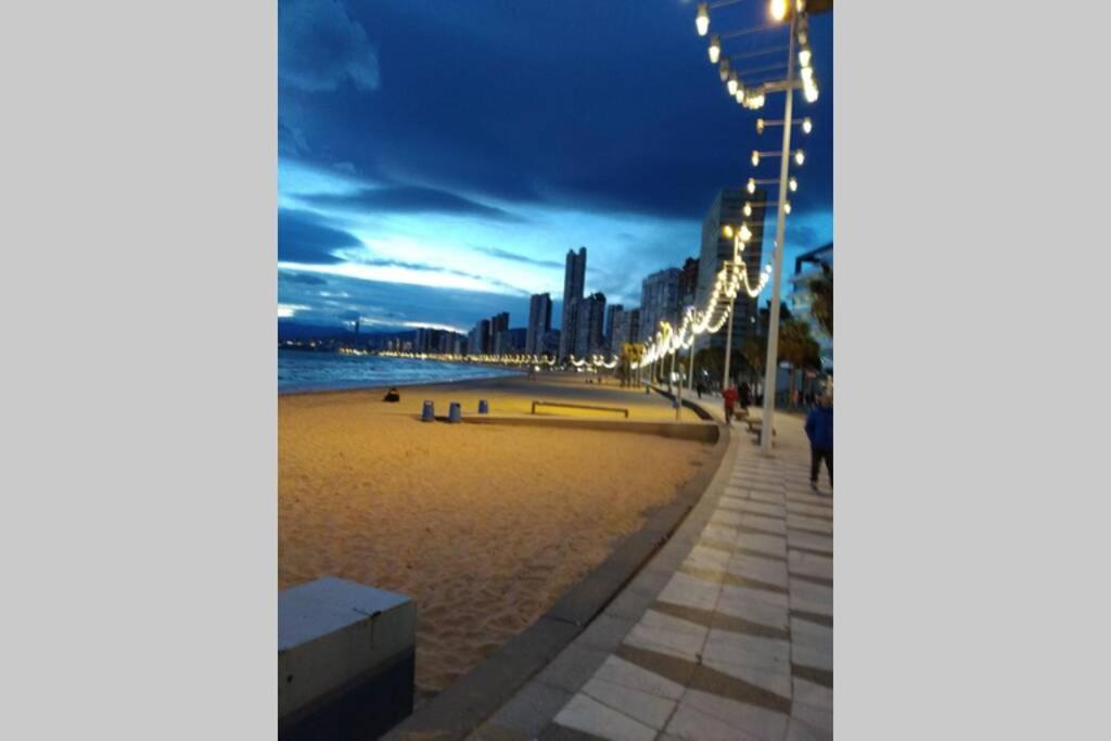 Appartement Vue Sur Mer Avenue De L'Europe Benidorm Exterior photo